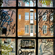 anti-graffiti-window-film